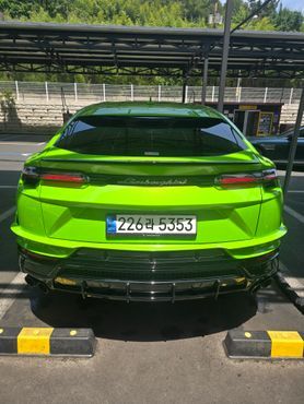 Lamborghini Urus 4.0 V8 S — пробег 13 600 км — фото 4 из 5
