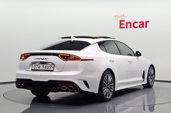 Kia Stinger 2.0 Turbo 2WD Platinum — пробег 172 714 км — фото 2 из 5