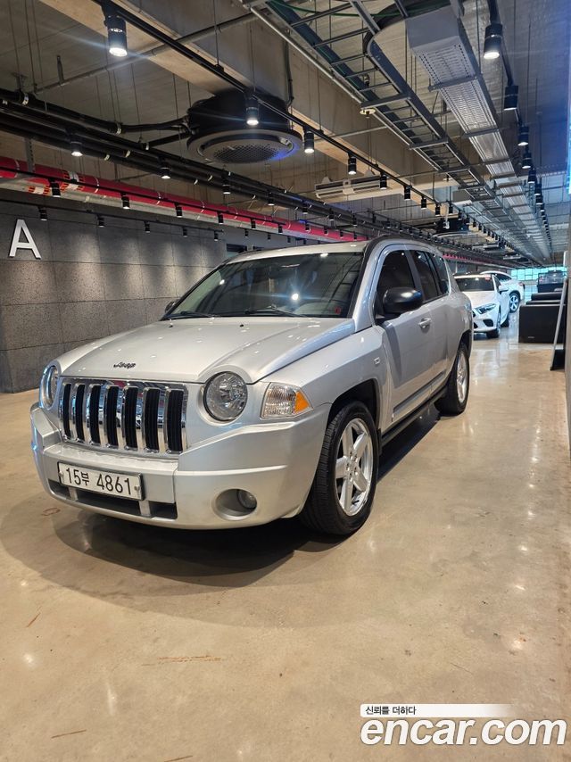 Jeep Compass 2.4 Limited 1st — пробег 60 000 км — фото 2 из 5