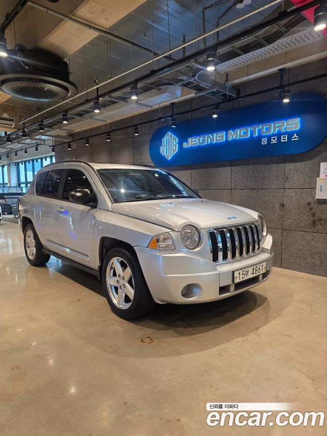 Jeep Compass 2.4 Limited 1st — пробег 60 000 км — фото 3 из 5