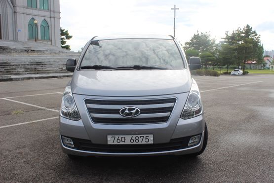 Hyundai Starex 11-Seater Wagon Smart — пробег 138 001 км — фото 1 из 5