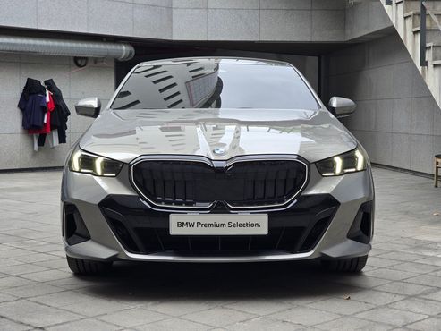 BMW 5-Series 530i xDrive M Sport — пробег 16 713 км — фото 3 из 5
