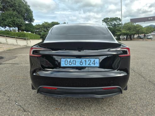 Tesla Model 3 Premium Long Range RWD — пробег 10 300 км — фото 4 из 5