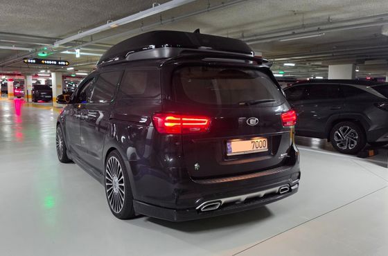 Kia Carnival Gasoline 9-seater Limousine(Special vehicle) — пробег 123 200 км — фото 4 из 5