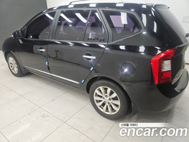 Kia Carens из Кореи Encar