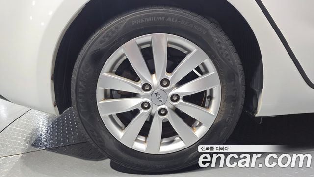 Kia K3 из Кореи Encar