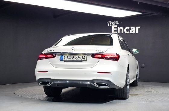 Mercedes-Benz E-Class E220d 4MATIC AMG Line — пробег 192 090 км — фото 4 из 5
