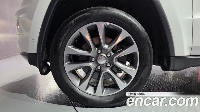 Jeep Cherokee из Кореи Encar