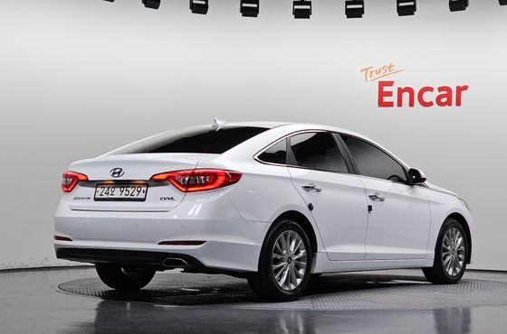 Hyundai Sonata 2.0 Care+ — пробег 97 080 км — фото 2 из 5