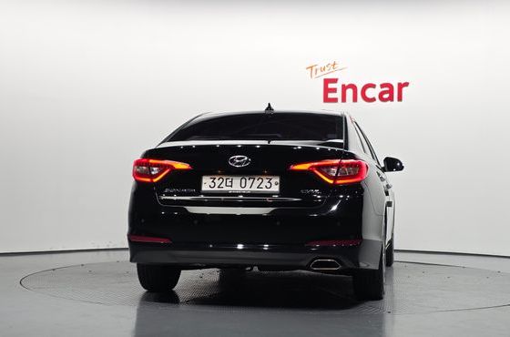 Hyundai Sonata 2.0 Smart Special — пробег 113 239 км — фото 4 из 5