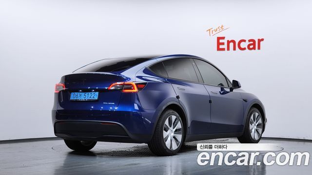 Tesla Model Y Long Range AWD — пробег 73 462 км — фото 2 из 5
