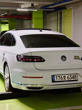 Volkswagen Arteon 2.0 TDI Prestige — пробег 60 000 км — фото 2 из 5