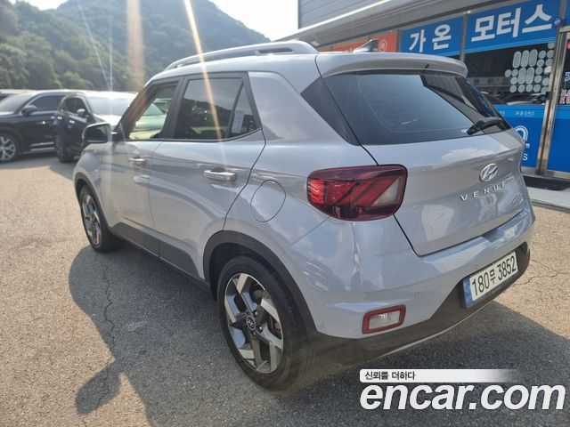Hyundai Venue из Кореи Encar