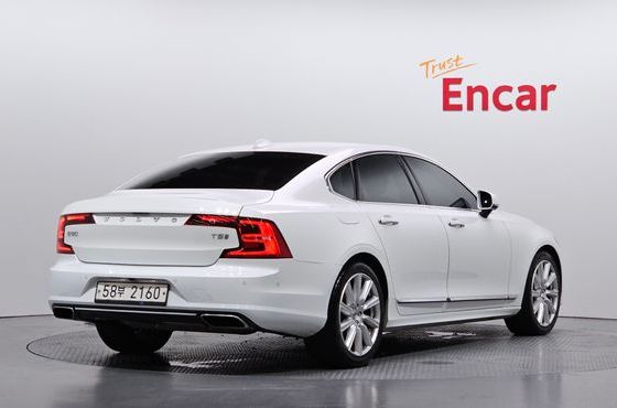 Volvo S90 T5 Inscription — пробег 113 400 км — фото 2 из 5