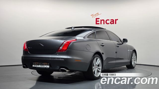 Jaguar XJ 3.0 SC Premium Luxury LWB X351 — пробег 125 821 км — фото 2 из 5