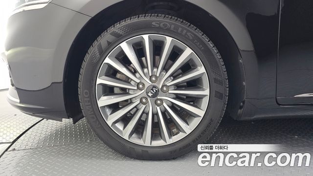 Kia K7 из Кореи Encar