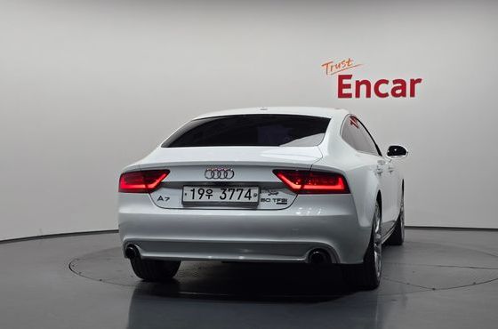 Audi A7 50 TFSI Quattro Dynamic 4G — пробег 110 537 км — фото 4 из 5