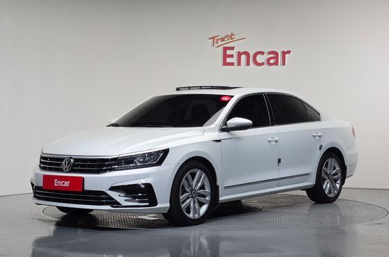 Volkswagen Passat 2.0 TSI B7 — пробег 90 465 км — фото 1 из 5