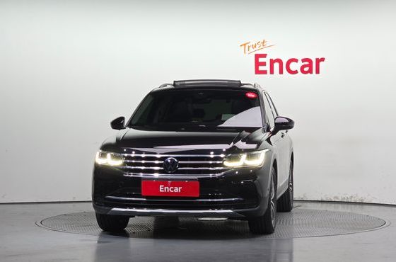 Volkswagen Tiguan 2.0 TDI Prestige — пробег 20 923 км — фото 3 из 5