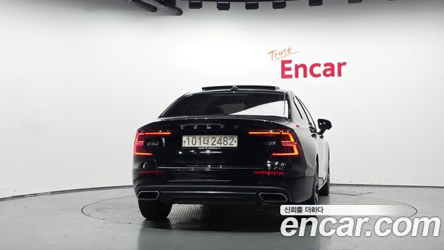 Volvo S60 из Кореи Encar
