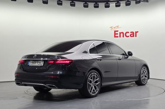 Mercedes-Benz E-Class E220d 4MATIC AMG Line — пробег 61 391 км — фото 2 из 5