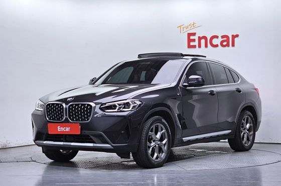 BMW X4 xDrive20d xLine — пробег 27 742 км — фото 1 из 5