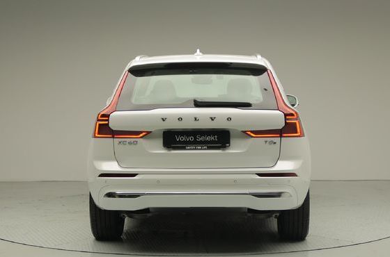 Volvo XC60 T8 Ultra Bright — пробег 1 299 км — фото 4 из 5