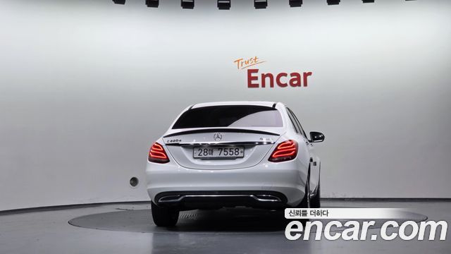 Mercedes-Benz C-Class из Кореи Encar