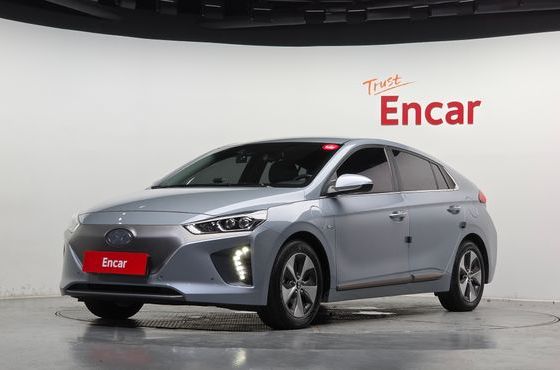 Hyundai Ioniq Q — пробег 122 102 км — фото 1 из 5