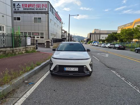 Hyundai Kona Gasoline 1.6 Turbo 4WD Inspiration — пробег 30 000 км — фото 1 из 5