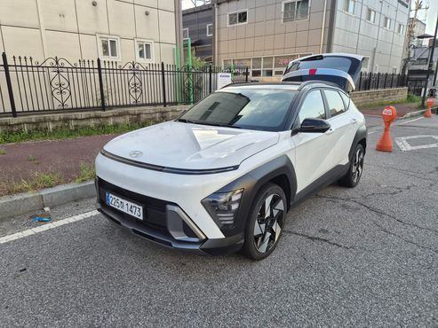 Hyundai Kona Gasoline 1.6 Turbo 4WD Inspiration — пробег 30 000 км — фото 2 из 5