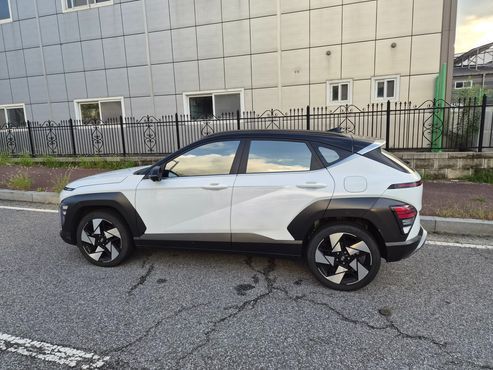 Hyundai Kona Gasoline 1.6 Turbo 4WD Inspiration — пробег 30 000 км — фото 5 из 5