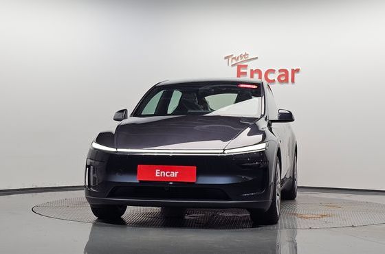 Tesla Model Y L Long Range AWD — пробег 12 км — фото 3 из 5