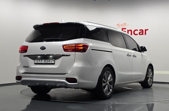 Kia Carnival 9-Seater Noblesse Special — пробег 139 220 км — фото 2 из 5