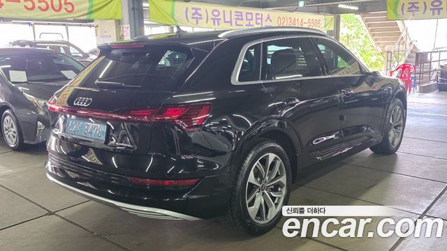 Audi e-tron из Кореи Encar