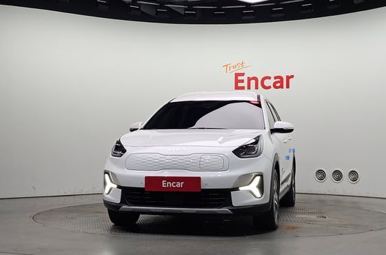 Kia Niro Earth — пробег 53 996 км — фото 3 из 5