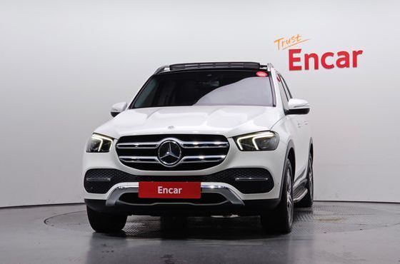 Mercedes-Benz GLE-Class GLE300d 4MATIC — пробег 127 522 км — фото 3 из 5