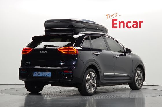 Kia Niro Noblesse — пробег 76 444 км — фото 2 из 5
