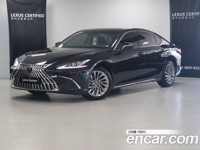 Lexus ES Luxury Plus — пробег 9 080 км — фото 1 из 5