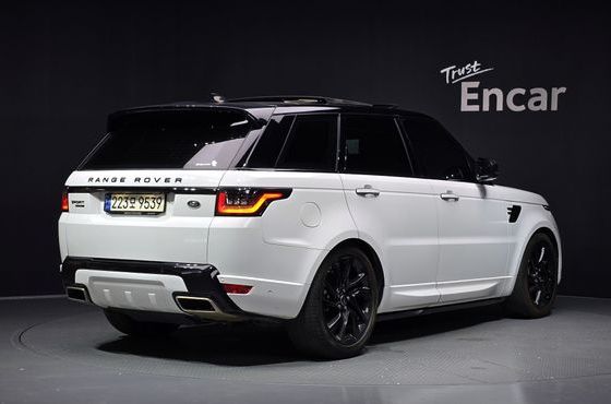 Land Rover Range Rover Sport D300 AB Dynamic — пробег 109 502 км — фото 2 из 5