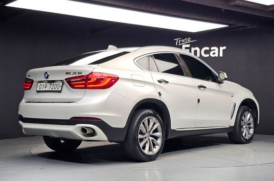 BMW X6 xDrive 30d — пробег 160 694 км — фото 2 из 5