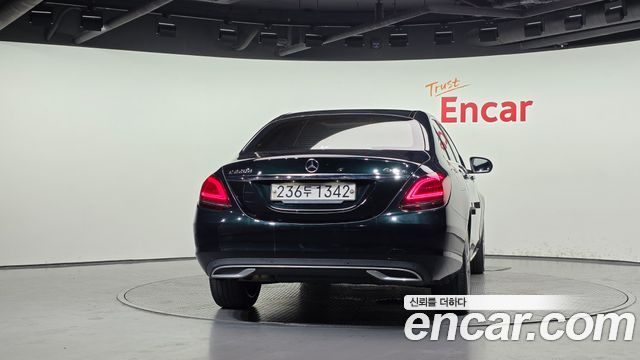 Mercedes-Benz C-Class из Кореи Encar