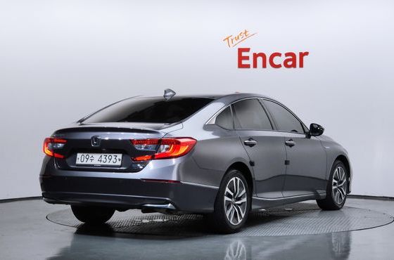 Honda Accord 2.0 Hybrid Touring — пробег 105 031 км — фото 2 из 5