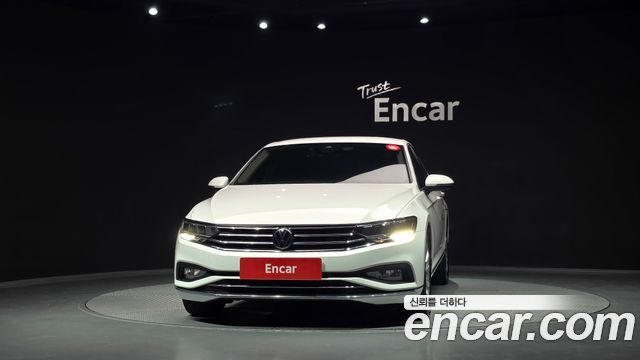 Volkswagen Passat 2.0 TDI Premium — пробег 95 246 км — фото 3 из 5