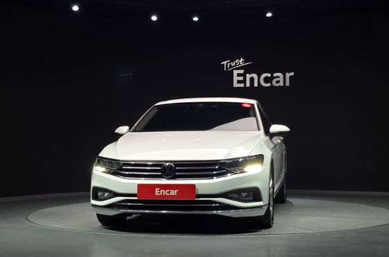 Volkswagen Passat 2.0 TDI Premium — пробег 95 246 км — фото 3 из 5