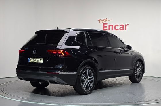Volkswagen Tiguan 2.0 TDI Prestige — пробег 75 611 км — фото 2 из 5