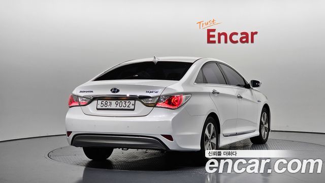 Hyundai Sonata 2.0 Royal — пробег 151 654 км — фото 2 из 5