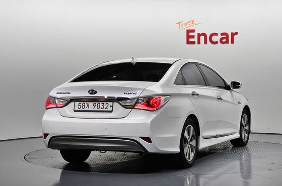 Hyundai Sonata 2.0 Royal — пробег 151 654 км — фото 2 из 5