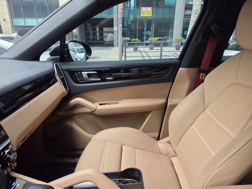 Porsche Cayenne 3.0 Coupe — пробег 29 700 км — фото 5 из 5