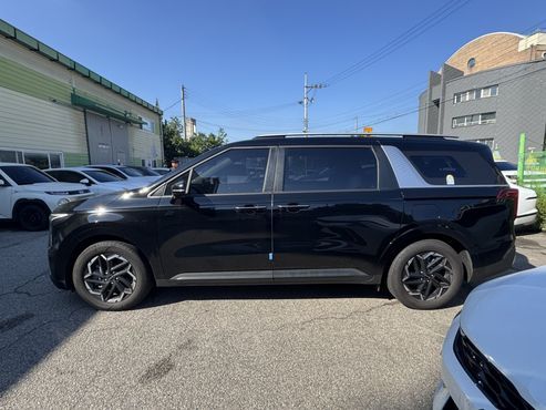 Kia Carnival Diesel 9-Seater Prestige — пробег 18 625 км — фото 3 из 5